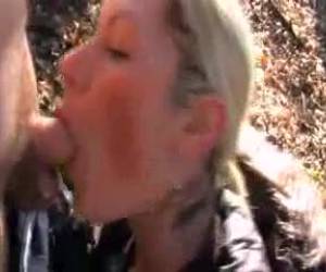 la modelo carter cruise se mueve para ti luciendo un bikini rosa sexy