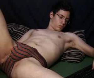 video boy gay dotado penetra culo gey puto video porno adolecentes gay mostrando sus culos